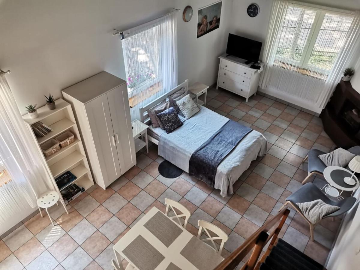 Agroturystyka "Trzy Deby" W Sasinie Villa Sasino Exterior photo
