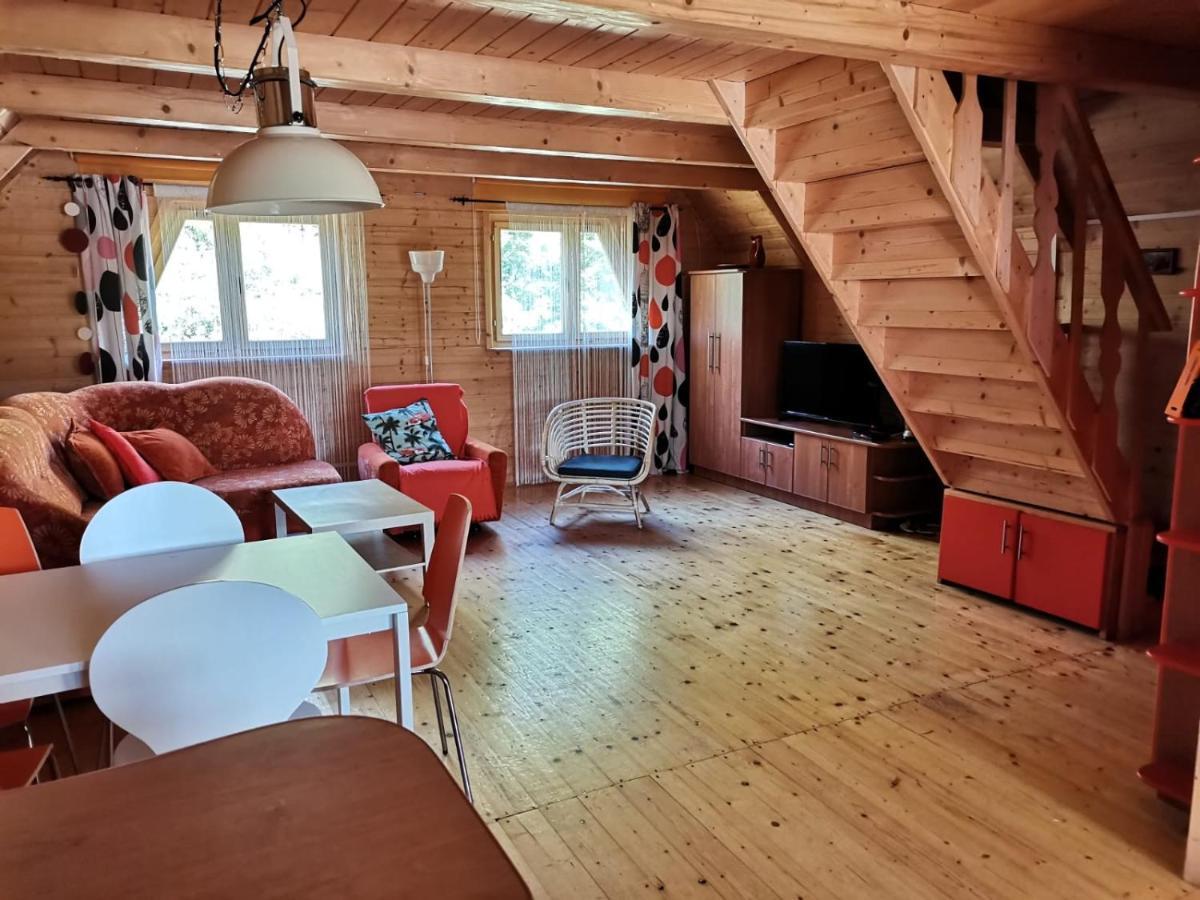 Agroturystyka "Trzy Deby" W Sasinie Villa Sasino Exterior photo